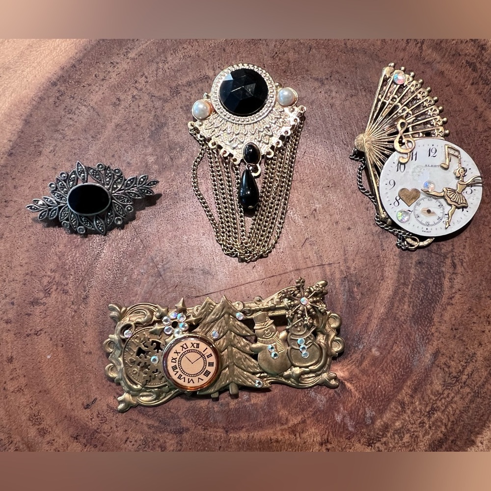 Fun, brooch lot!